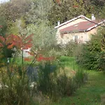 Le Jardin Ombrage Bed & Breakfast 3*