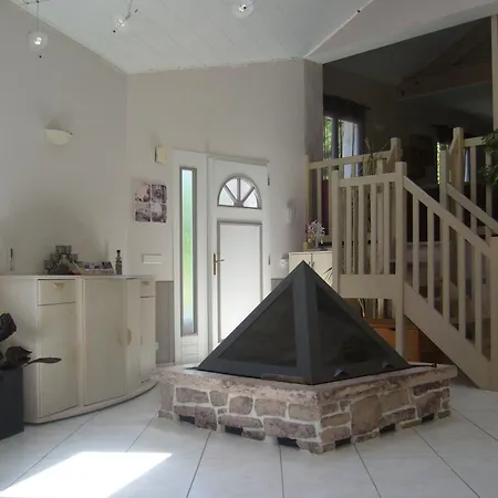 Le Jardin Ombrage Bed & Breakfast 3*